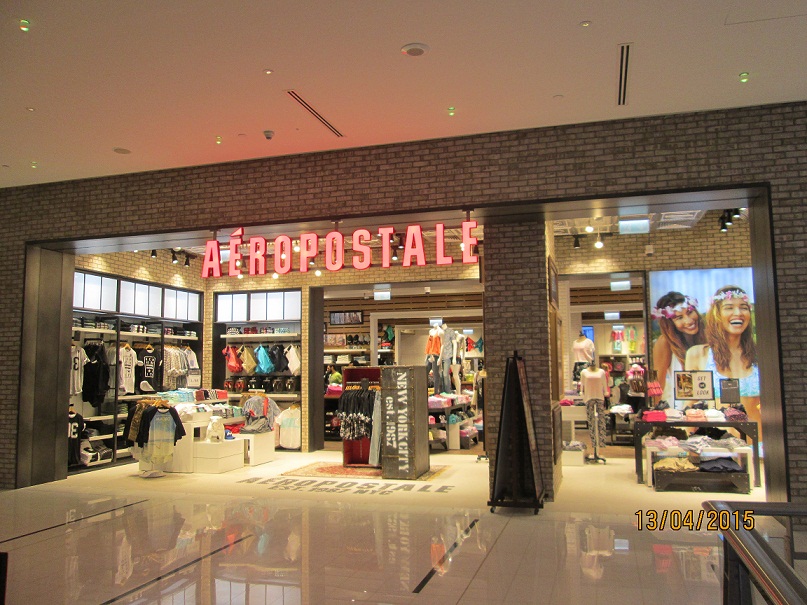 Aéropostale store by GHA Design, New York