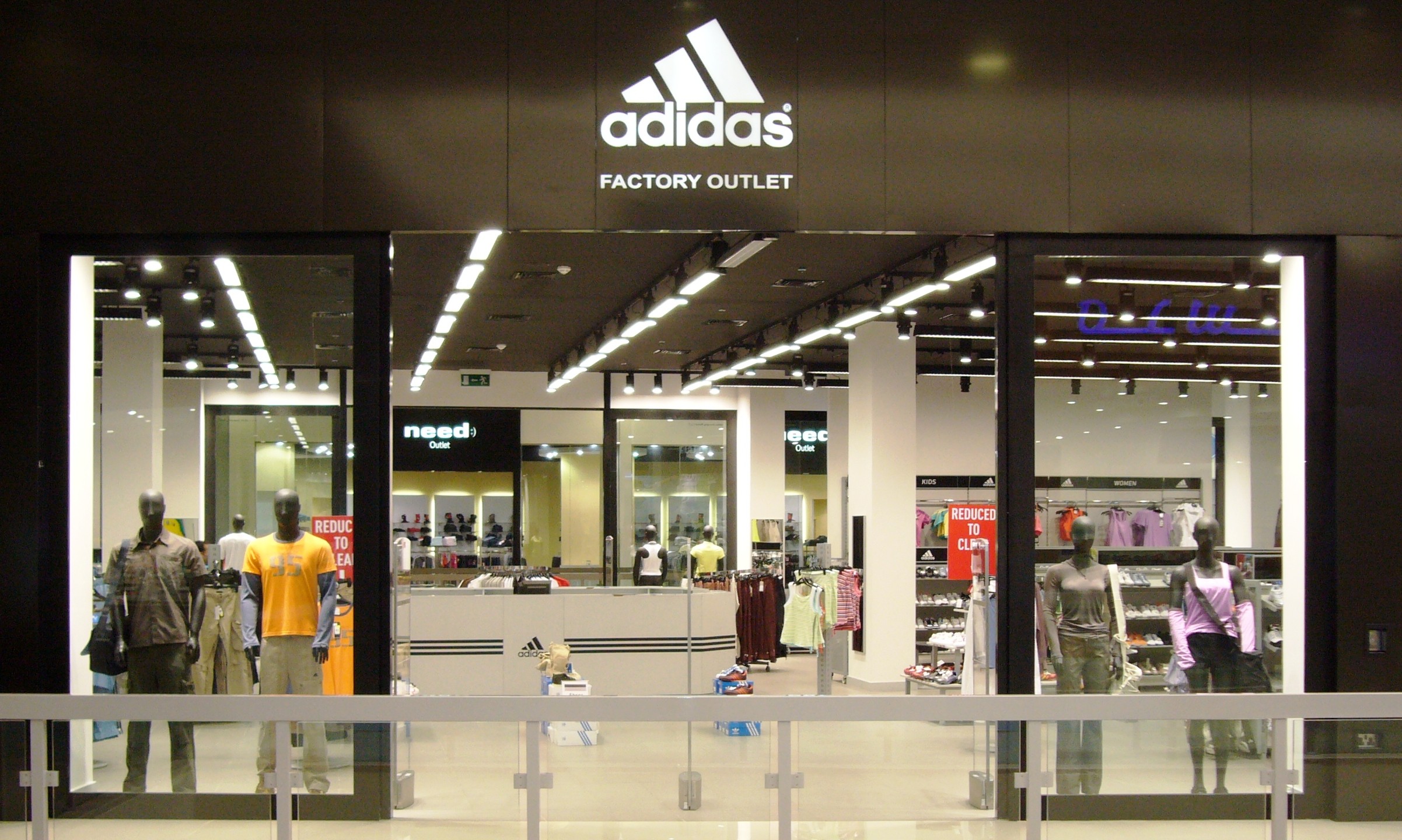 adidas store at outlet mall