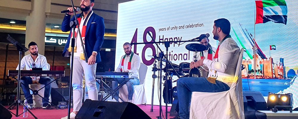 Al Wahda Mall Thrills Shoppers On UAE National Day With A Performance By Lebanese Music Sensation “Joe Koueik”