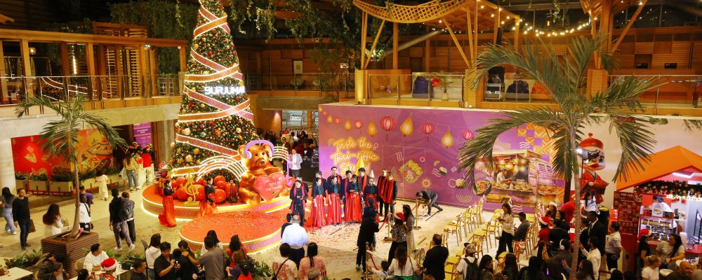 Experience The Sounds Of Christmas At BurJuman Mall