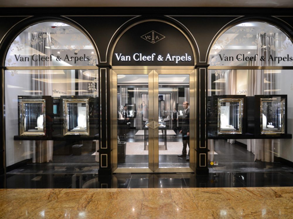 VAN CLEEF & ARPELS | Dubai Shopping Guide